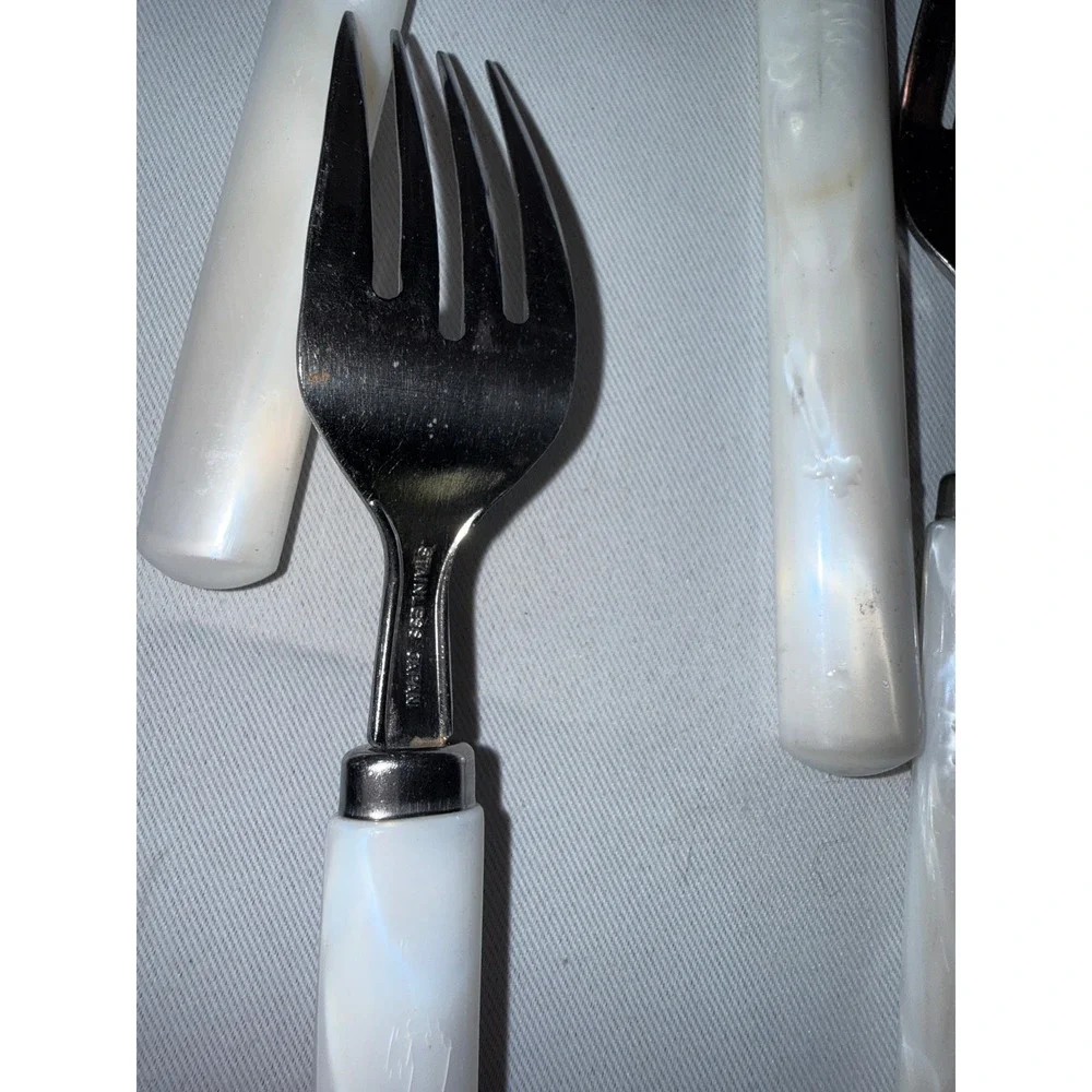 Unbranded vintage flatware